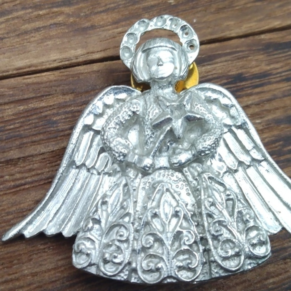 Ornate fairy godmother angel guardian Christmas pin B233